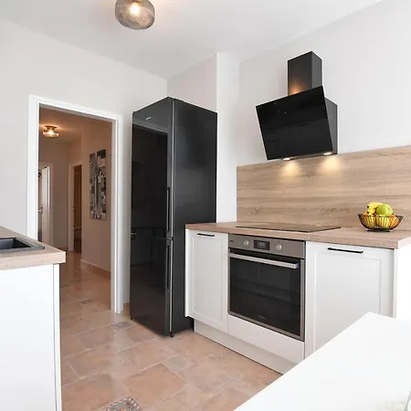 شقة Ton, Old Town زادار