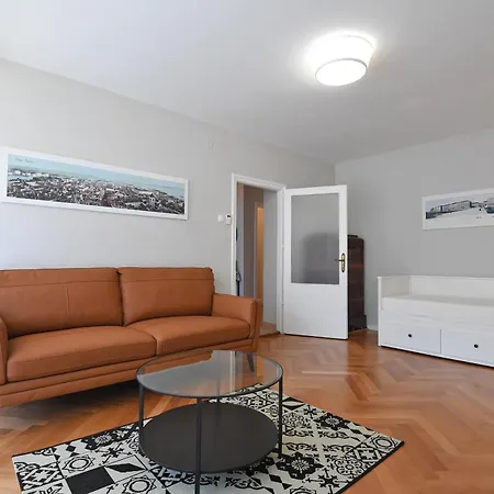 Διαμέρισμα Ton, Old Town