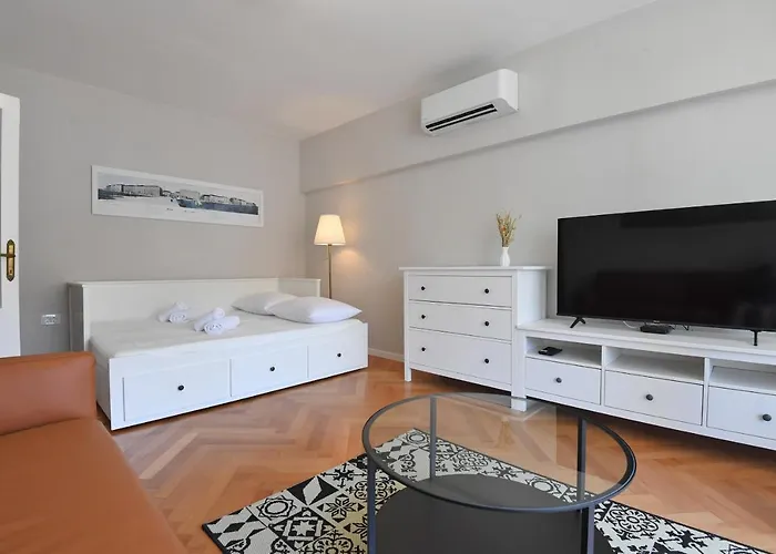 Ton, Old Town Lejlighed *